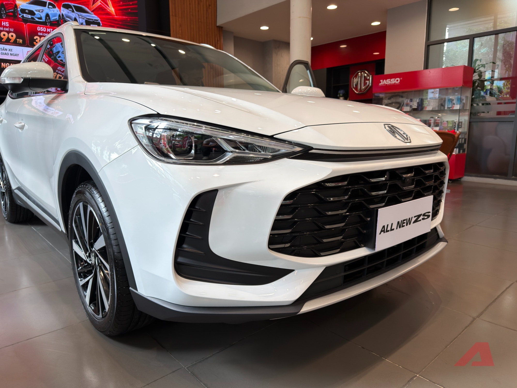 Chi tiết MG ZS thế hệ mới ra mắt Việt Nam: Gi&aacute; 668 triệu đồng, m&aacute;y hybrid 197 m&atilde; lực, nhiều trang bị đ&aacute;ng ch&uacute; &yacute; - Ảnh 2.