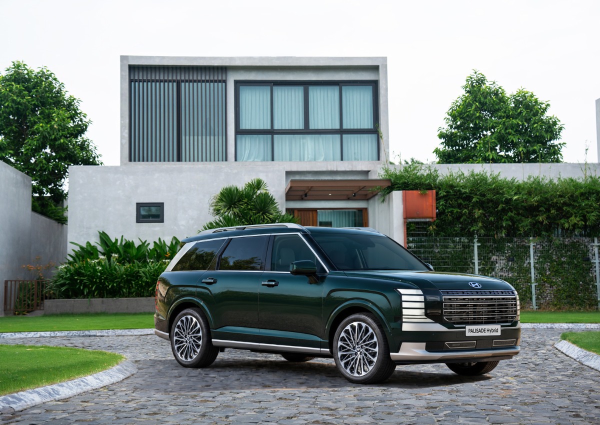 Hyundai Palisade 2026 giá từ gần 1,5 tỷ đồng tại Việt Nam, bằng hơn nửa Teramont: 3 bản, 2 tùy chọn ghế, hybrid tiêu chuẩn, 'ăn' xăng chỉ 6,1L/100km - Ảnh 1.