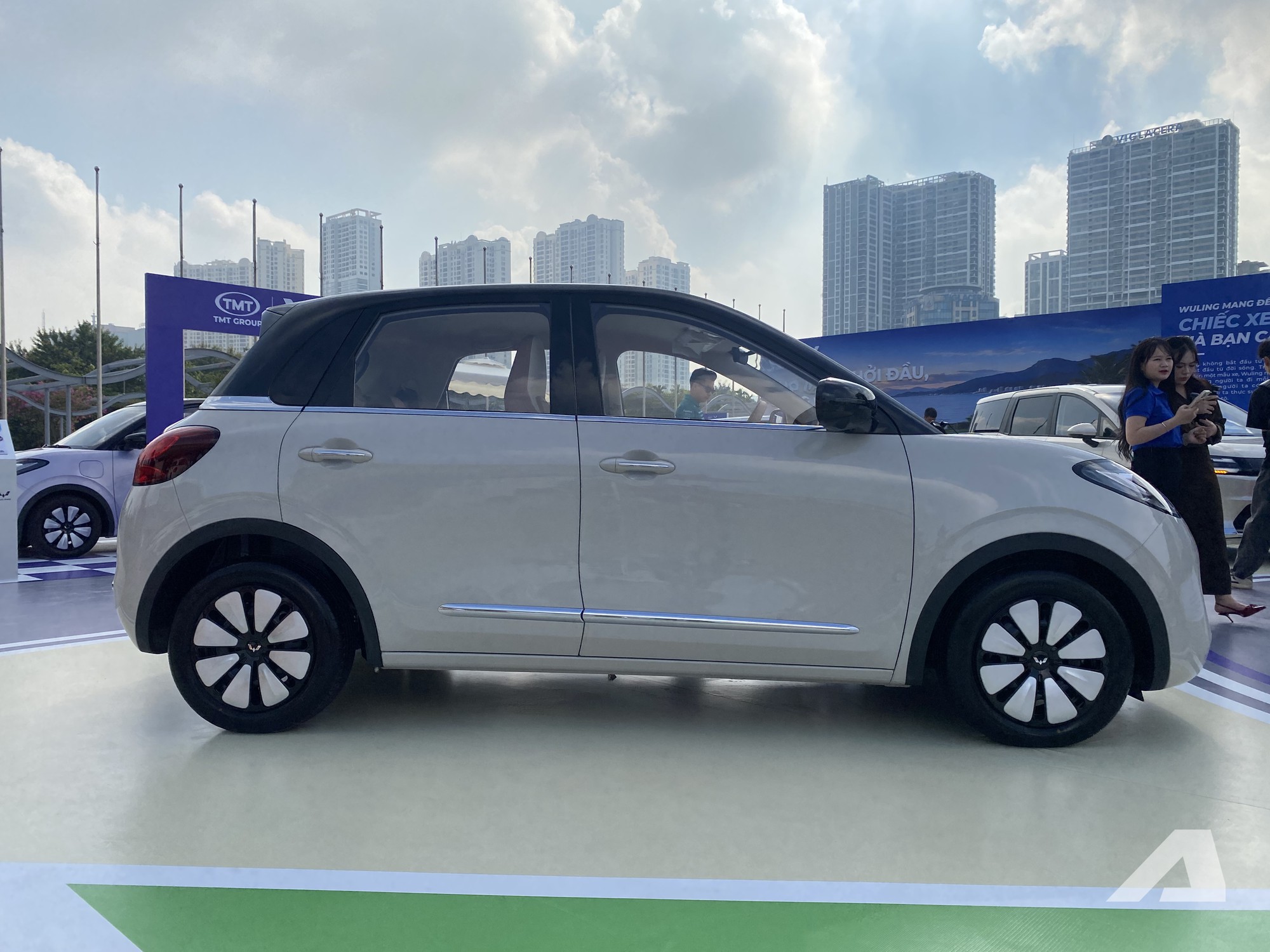 Wuling Bingo 2026 ra mắt Việt Nam với gi&aacute; thực tế từ 387 triệu đồng, cần số như Mercedes nhưng đ&acirc;y mới l&agrave; thay đổi quan trọn - Ảnh 2.