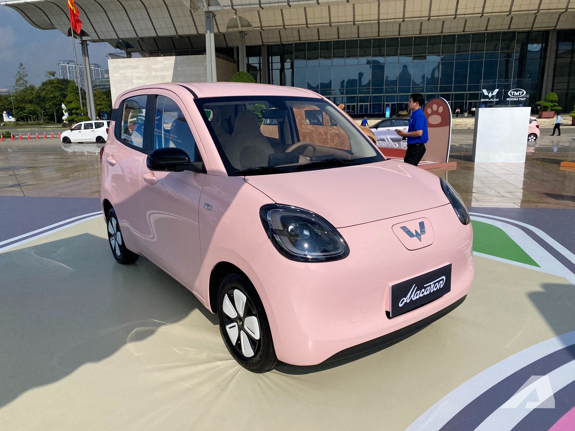 Wuling Mini EV Macaron ra mắt Việt Nam: Gi&aacute; từ 279 triệu đồng, 5 cửa, sạc nhanh, đi tới 300km/sạc - Ảnh 10.