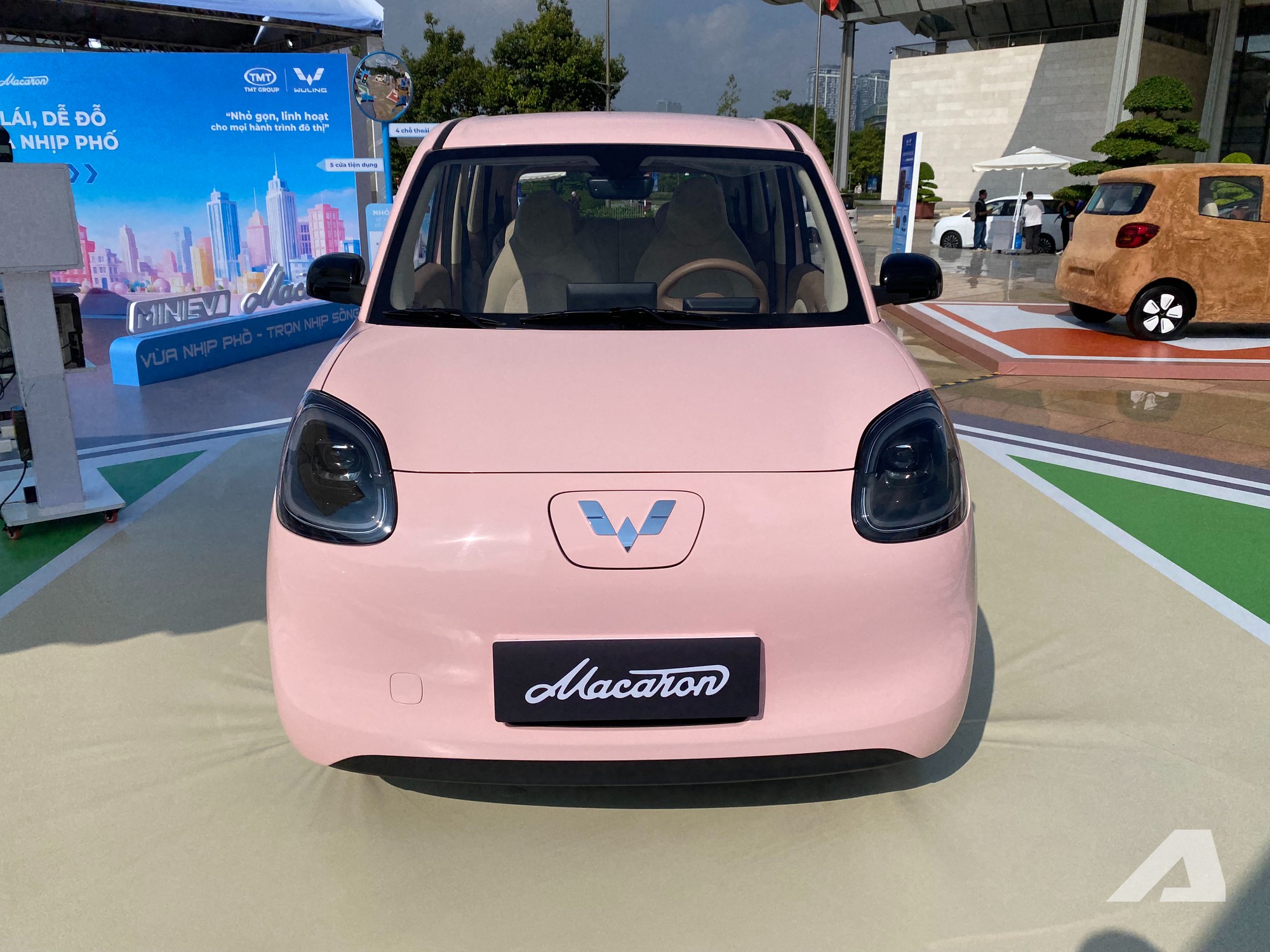 Wuling Mini EV Macaron ra mắt Việt Nam: Gi&aacute; từ 279 triệu đồng, 5 cửa, sạc nhanh, đi tới 300km/sạc - Ảnh 11.