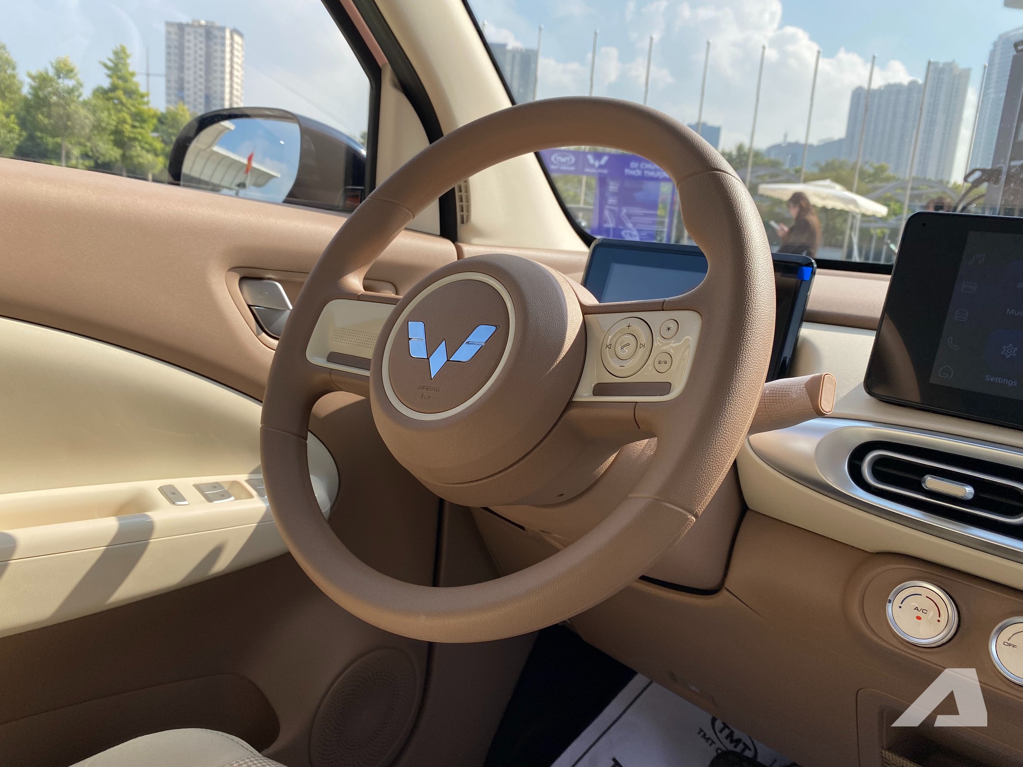 Wuling Mini EV Macaron ra mắt Việt Nam: Gi&aacute; từ 279 triệu đồng, 5 cửa, sạc nhanh, đi tới 300km/sạc - Ảnh 16.