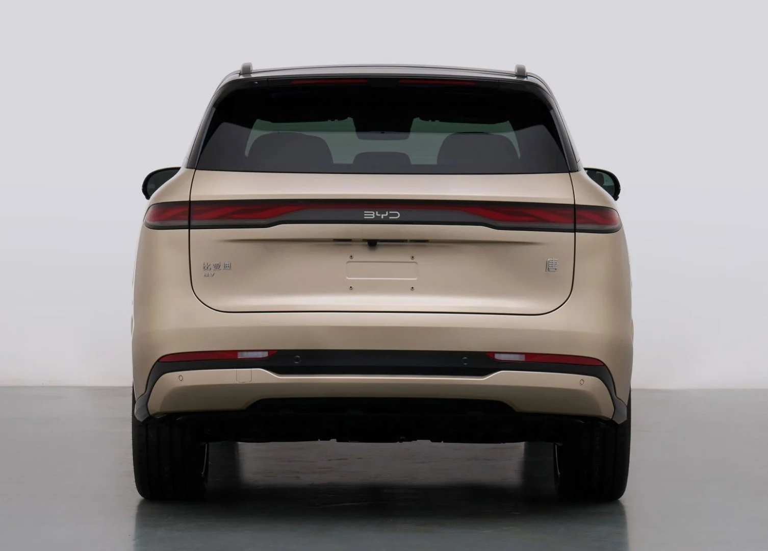 BYD Sealion 8 sắp c&oacute; n&acirc;ng cấp lớn tại 'qu&ecirc; nh&agrave;': Tăng k&iacute;ch cỡ, mạnh gần 700 m&atilde; lực, đi TP.HCM - Nha Trang khứ hồi thoải m&aacute;i - Ảnh 2.