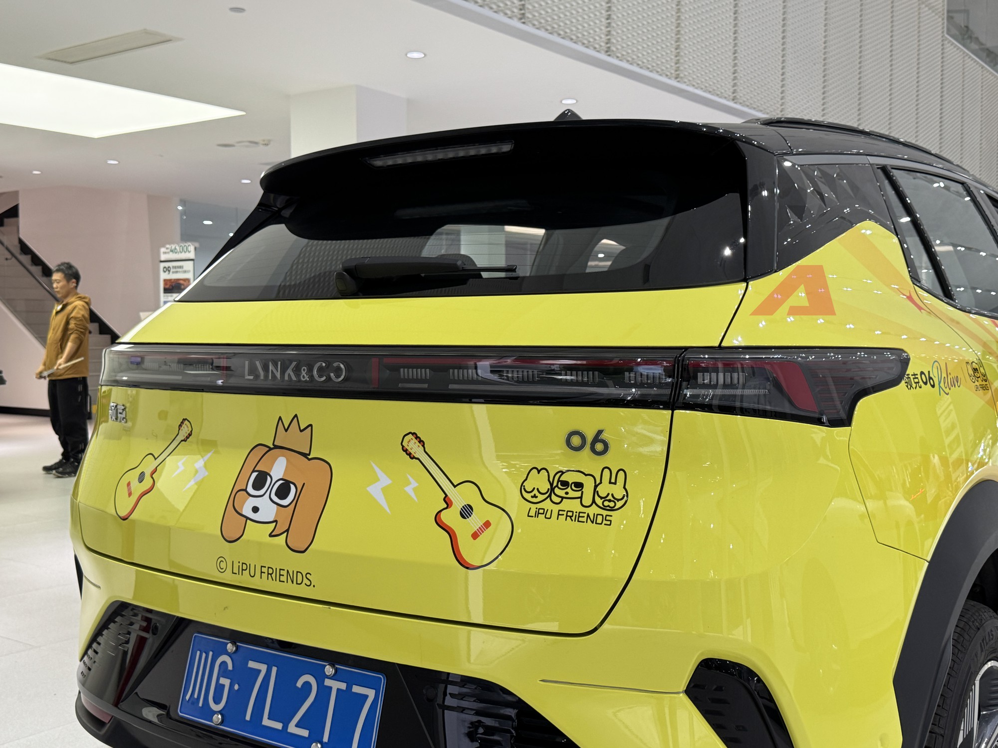 Xem trước Lynk & Co 06 facelift có thể về VN: Thiết kế mới, nội thất như Lynk & Co 08, có tính năng độc nhất phân khúc- Ảnh 6. Xem trước Lynk & Co 06 facelift có thể về VN: Thiết kế mới, nội thất như Lynk & Co 08, có tính năng độc nhất phân khúc- Ảnh 6.
