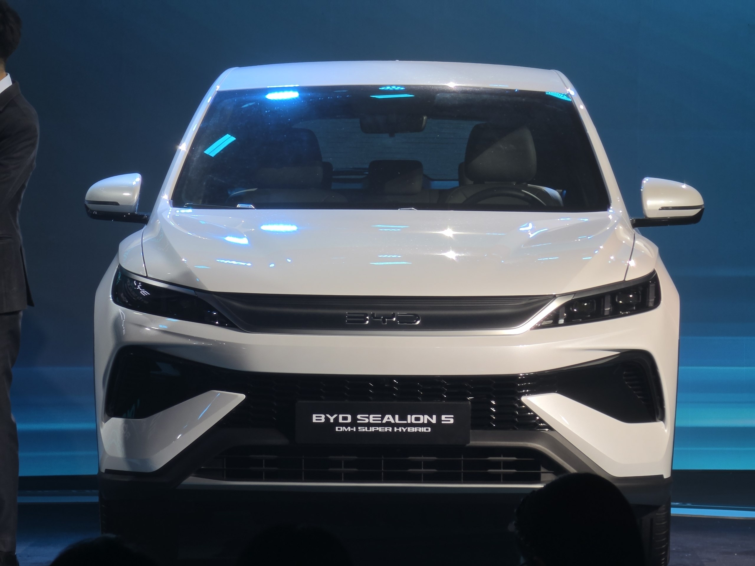 C&acirc;n nhắc 2 phi&ecirc;n bản BYD Sealion 5 tại Việt Nam: C&aacute;ch biệt 50 triệu đồng c&oacute; đ&aacute;ng để đ&aacute;nh đổi ADAS v&agrave; loạt tiện nghi? - Ảnh 2.