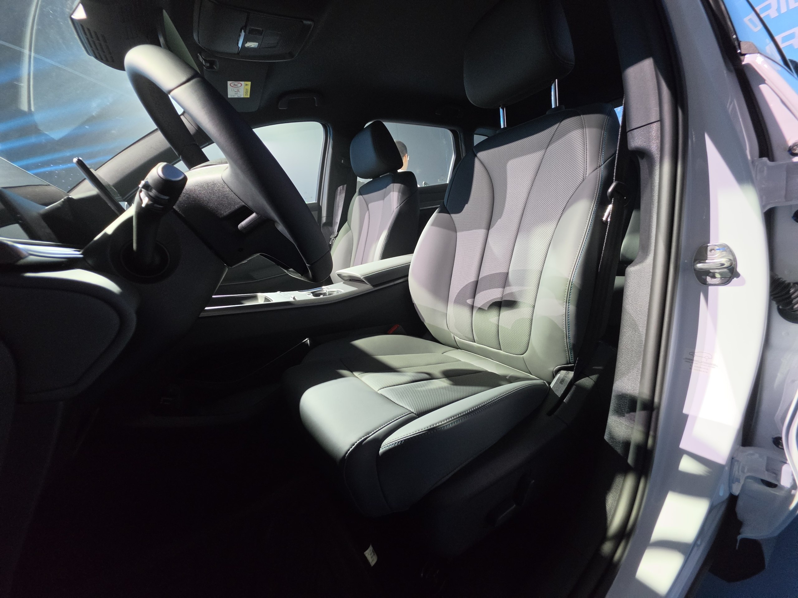 C&acirc;n nhắc 2 phi&ecirc;n bản BYD Sealion 5 tại Việt Nam: C&aacute;ch biệt 50 triệu đồng c&oacute; đ&aacute;ng để đ&aacute;nh đổi ADAS v&agrave; loạt tiện nghi? - Ảnh 5.
