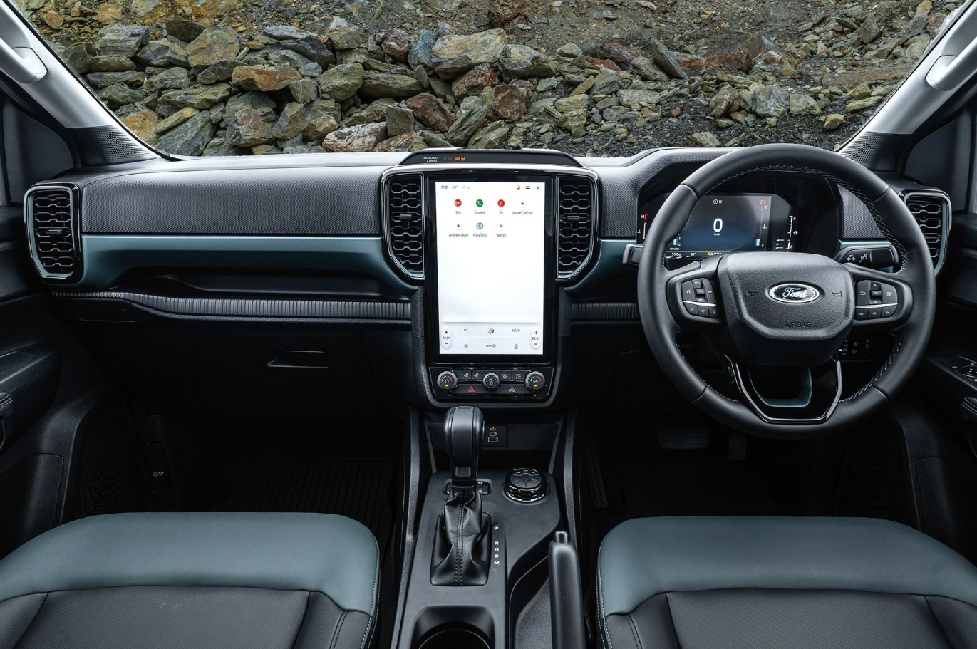 Ford Ranger bản lạ lần đầu lộ diện tại Việt Nam: Phối m&agrave;u nổi, dễ l&agrave; cấu h&igrave;nh thấp hơn Wildtrak, tăng cạnh tranh Hilux- Ảnh 4.