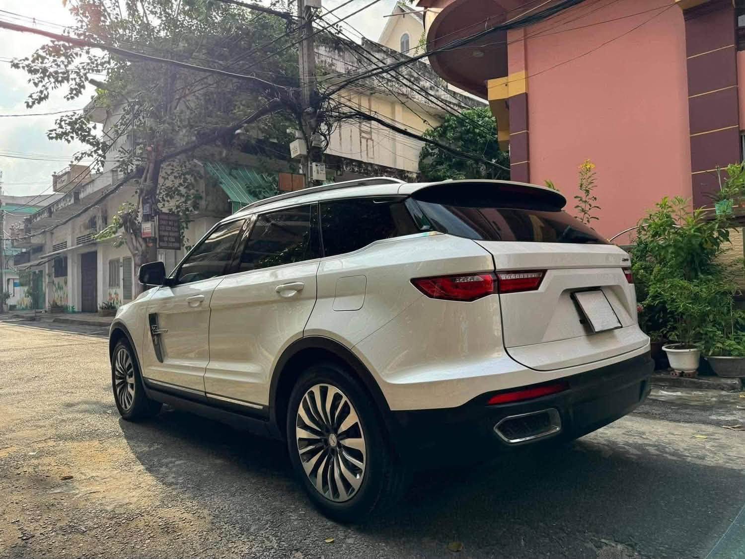 Zotye Z8 b&aacute;n lại chưa đến 60 triệu đồng sau 7 năm xuất xưởng: L&yacute; do thực sự để c&oacute; 'gi&aacute; rẻ', kh&ocirc;ng d&agrave;nh cho số đ&ocirc;ng- Ảnh 3.