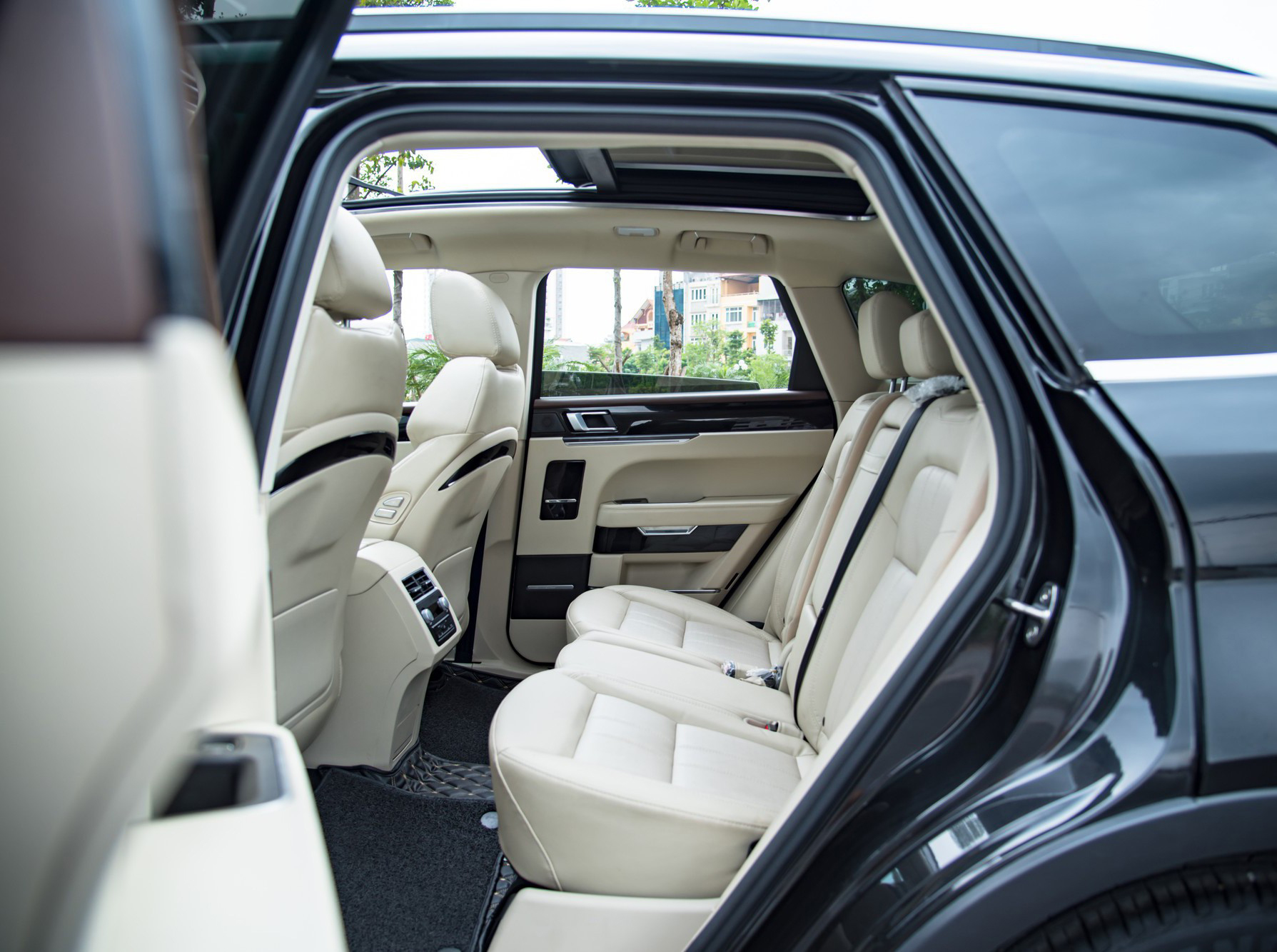 Zotye Z8 b&aacute;n lại chưa đến 60 triệu đồng sau 7 năm xuất xưởng: L&yacute; do thực sự để c&oacute; 'gi&aacute; rẻ', kh&ocirc;ng d&agrave;nh cho số đ&ocirc;ng- Ảnh 6.