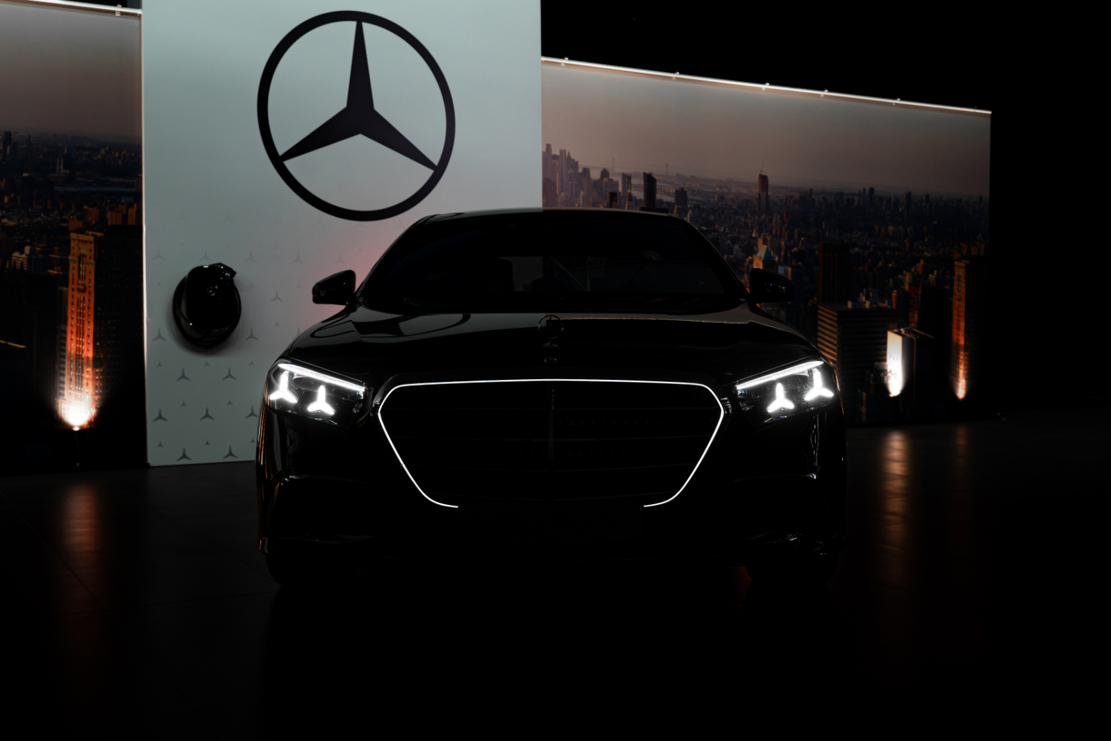 Mercedes-Benz S-Class 2026 ra mắt Việt Nam: Gi&aacute; từ gần 6,2 tỷ đồng, nội thất thay đổi lớn, PHEV ti&ecirc;u chuẩn, tăng cạnh tranh 7 Series - Ảnh 14.