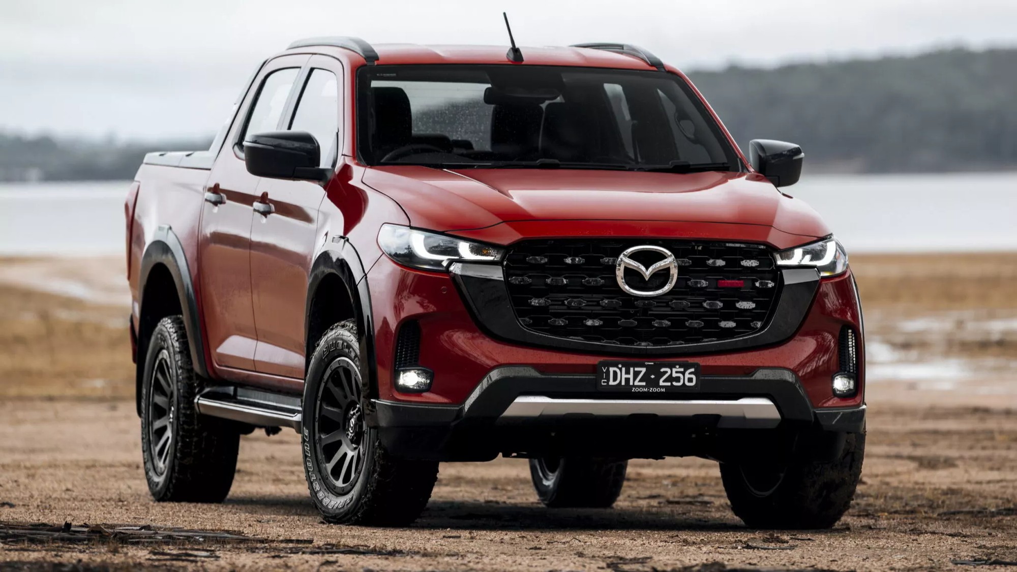 Kh&aacute;ch Việt c&oacute; thể th&iacute;ch Mazda BT-50 đời mới: Thiết kế thực dụng hơn, cabin cận sang, c&oacute; bản điện h&oacute;a, nhắm v&agrave;o ĐN&Aacute; - Ảnh 1.