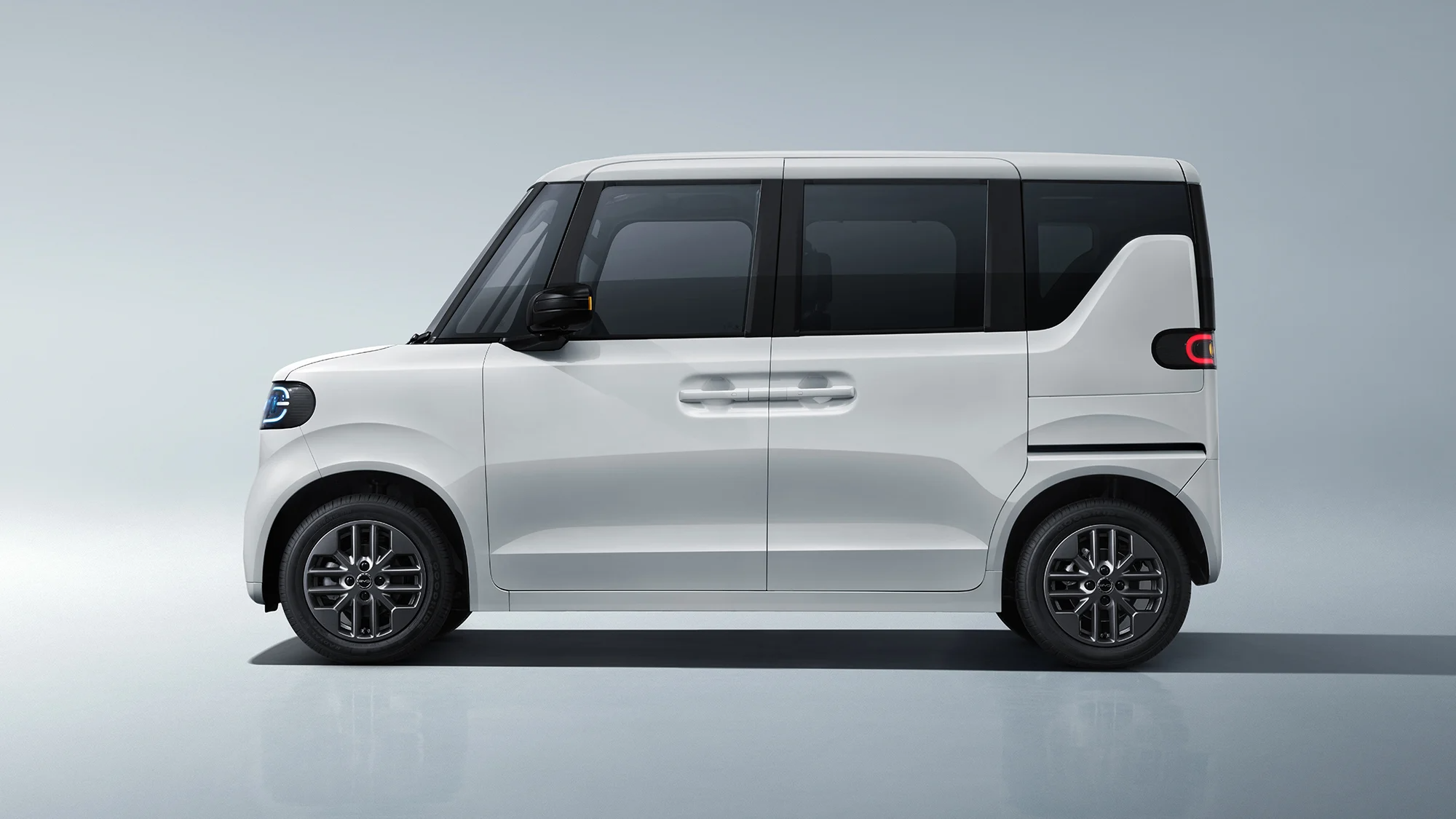 Kei car BYD Racco 'xuất ngoại', kh&oacute; đến Việt Nam v&igrave; l&yacute; do quen thuộc - Ảnh 2.