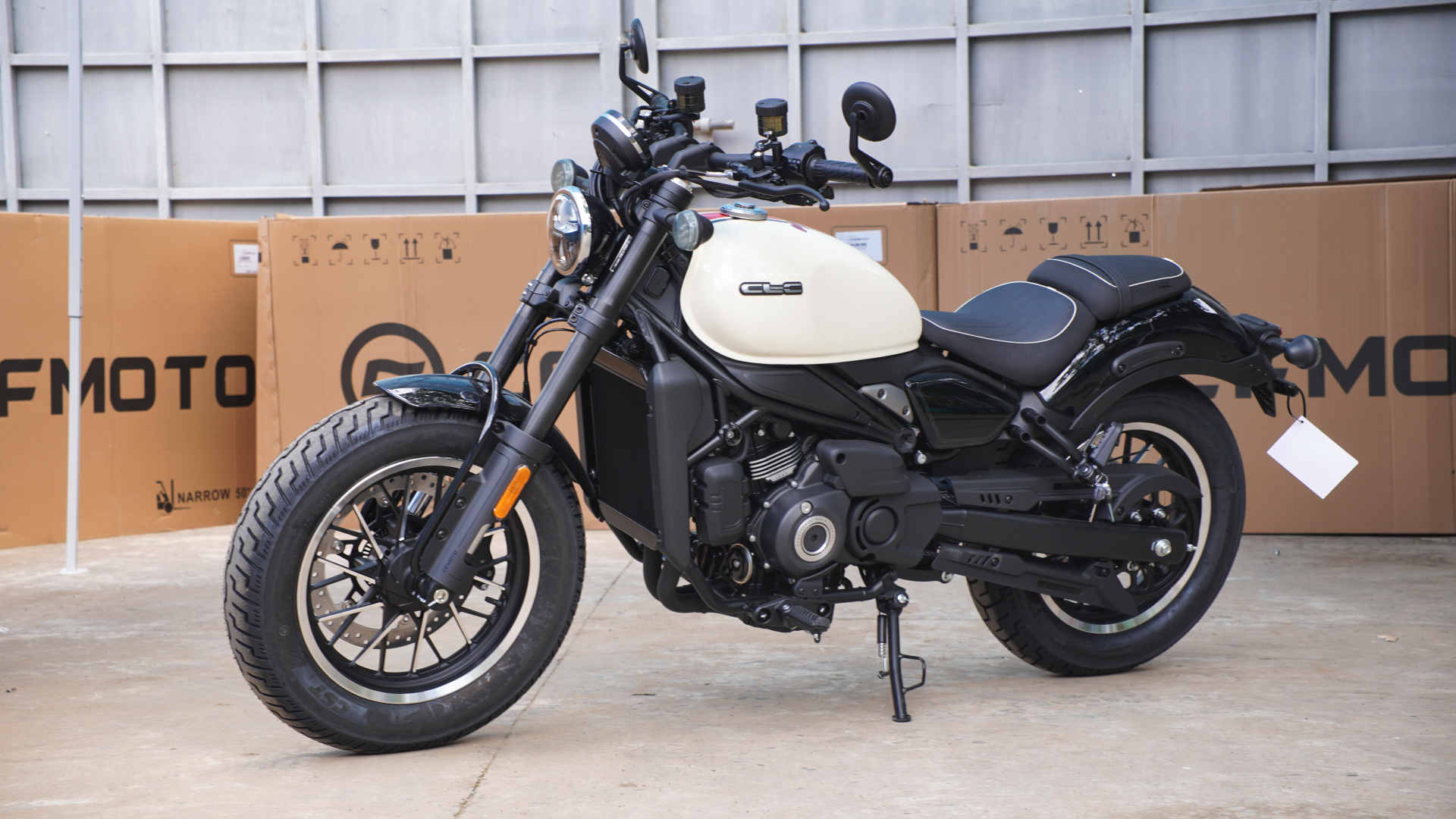 CF Moto 450CL-C mở bán tại Việt Nam: Dáng cruiser hầm hố nhưng chạy như Honda Lead, giá rẻ hơn cả VinFast VF 2 - Ảnh 1.