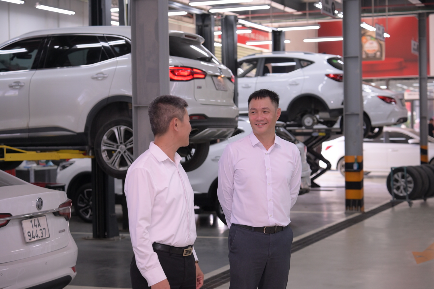 Đ&oacute;n s&oacute;ng mua sắm cuối năm: MG ưu đ&atilde;i h&agrave;ng loạt mẫu xe, h&eacute; lộ dải sản phẩm mới - Ảnh 4.