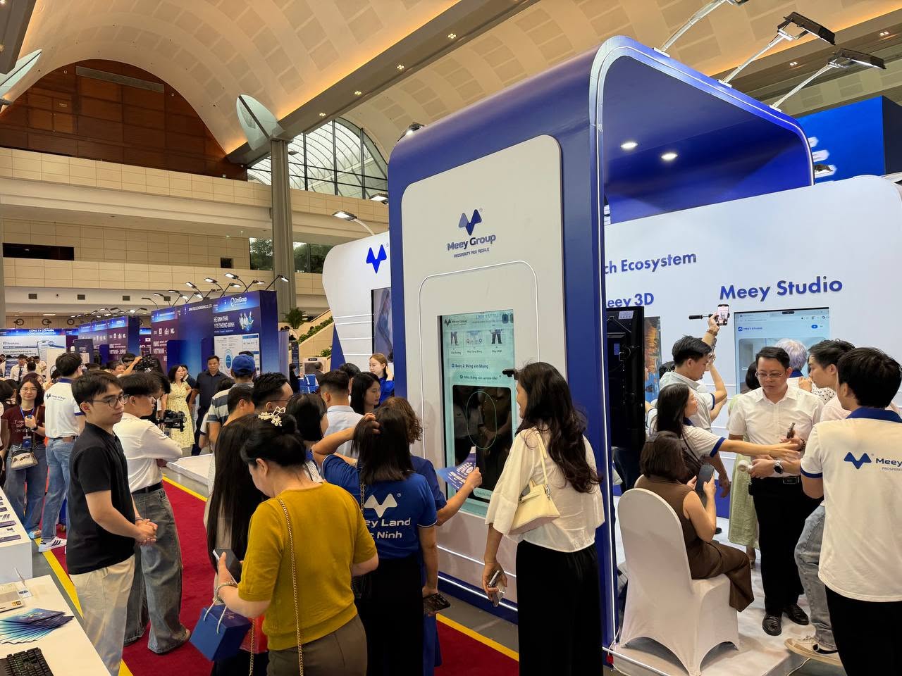 Loạt công nghệ đáng chú ý tại Ngày hội Đổi mới sáng tạo 2026: Ô tô, robot, AI, bản đồ số… - Ảnh 7.