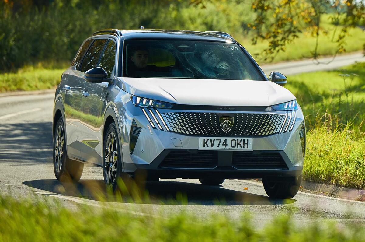 Peugeot t&iacute;nh dứt bỏ m&aacute;c phổ th&ocirc;ng bằng mẫu mới lớn hơn, cao cấp hơn 5008 đang b&aacute;n ở Việt Nam- Ảnh 1.