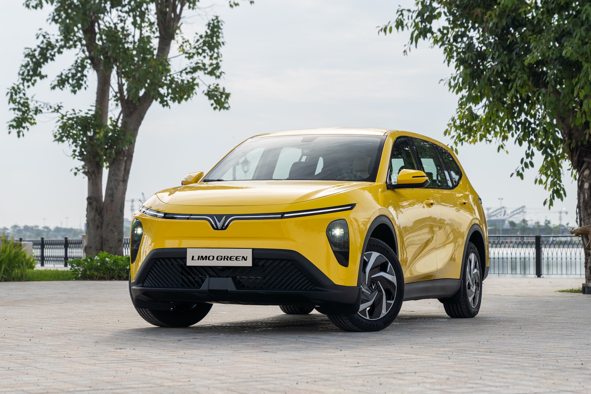 Mazda CX-5 v&agrave; Mitsubishi Xpander 'gồng g&aacute;nh' nh&oacute;m xe xăng, sedan ho&agrave;n to&agrave;n vắng b&oacute;ng trong top 10 xe b&aacute;n chạy th&aacute;ng 1/2026- Ảnh 2.