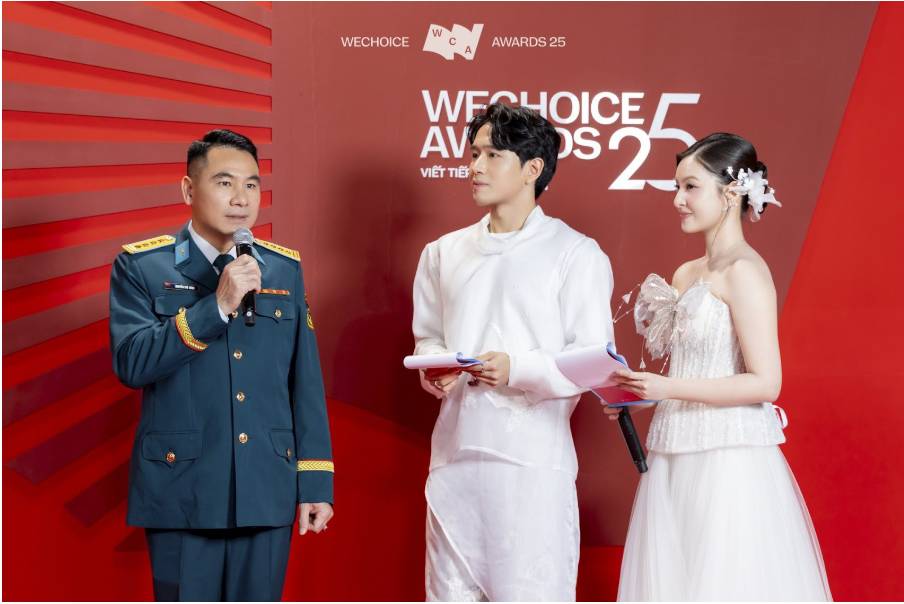 Lần đầu l&ecirc;n thảm đỏ WeChoice của người h&ugrave;ng đời thường: Diện mạo đổi nhưng tinh thần truyền cảm hứng vẫn vẹn nguy&ecirc;n- Ảnh 5.