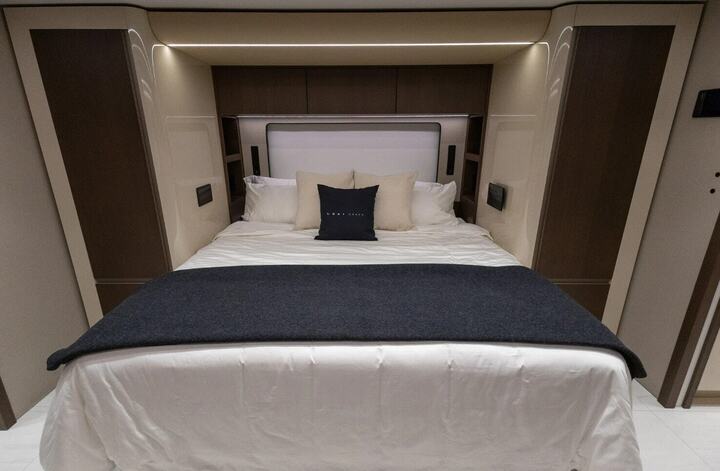 Kh&aacute;m ph&aacute; nh&agrave; di động Loki Prevost sang trọng, gi&aacute; 54 tỷ đồng- Ảnh 6.