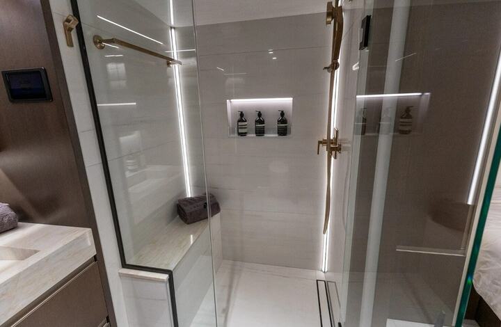 Kh&aacute;m ph&aacute; nh&agrave; di động Loki Prevost sang trọng, gi&aacute; 54 tỷ đồng- Ảnh 10.