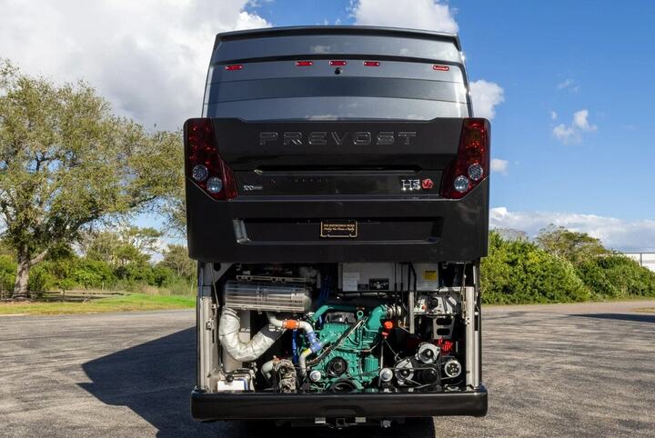 Kh&aacute;m ph&aacute; nh&agrave; di động Loki Prevost sang trọng, gi&aacute; 54 tỷ đồng- Ảnh 4.