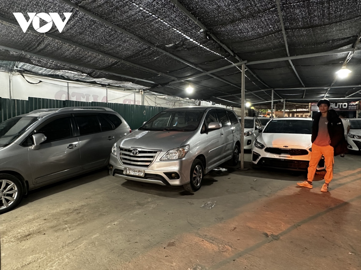 Thị trường thu&ecirc; xe &ocirc; t&ocirc; tự l&aacute;i kh&ocirc;ng c&ograve;n "ch&aacute;y h&agrave;ng" như trước- Ảnh 1.