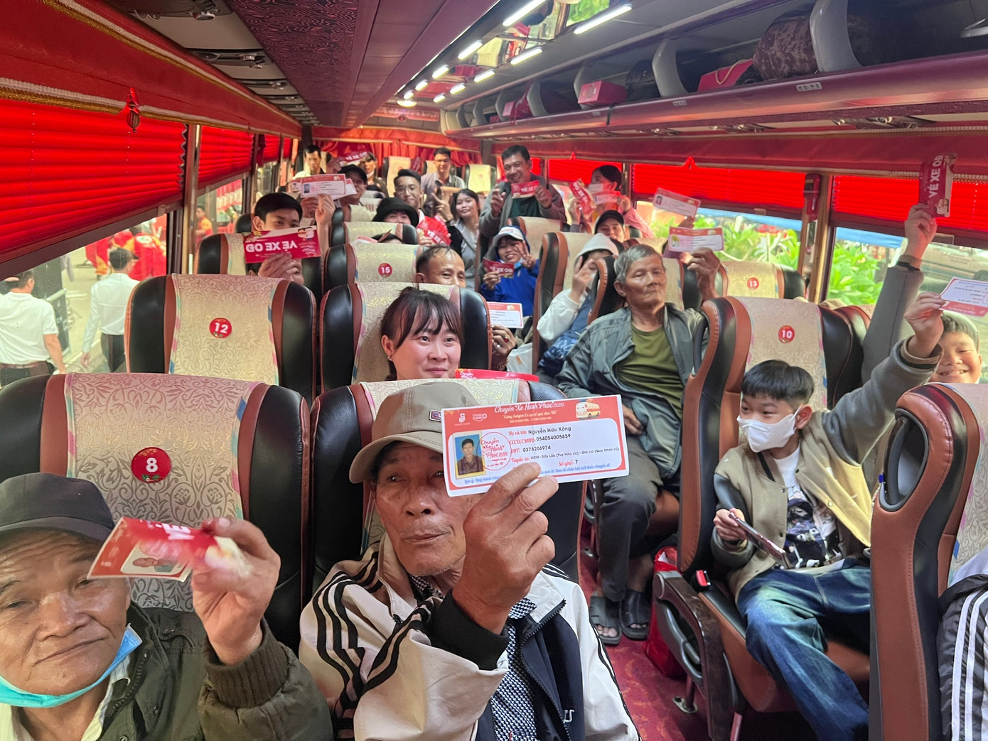 'Chuyến bay 0 đồng' đưa gần 600 lao động ngh&egrave;o về qu&ecirc; đ&oacute;n Tết- Ảnh 10.