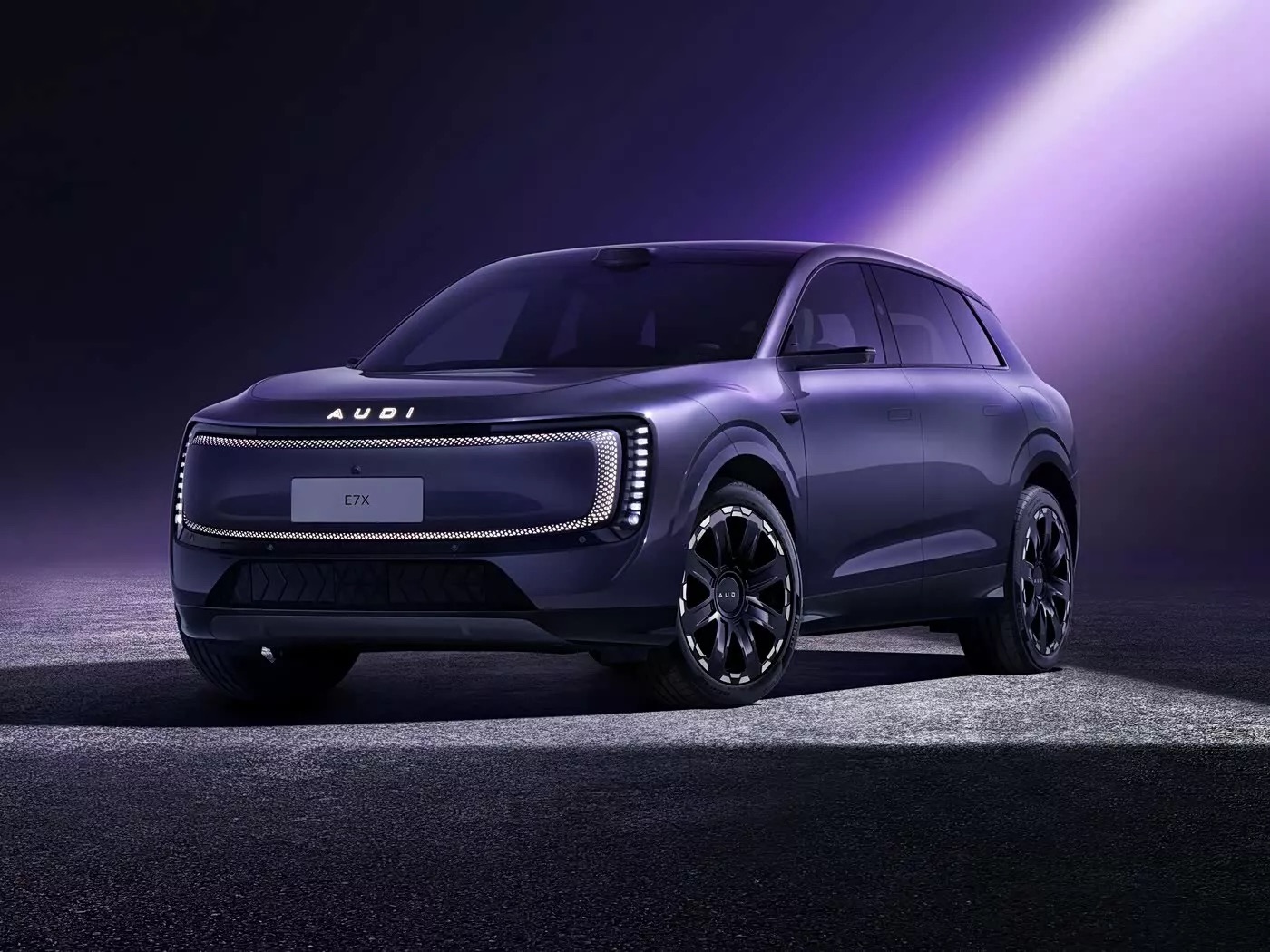 Khi Audi bắt tay Trung Quốc l&agrave;m SUV lớn: Thiết kế &lsquo;mất chất&rsquo; Đức nhưng c&ocirc;ng nghệ th&igrave; bạt ng&agrave;n, mạnh ngang si&ecirc;u xe, chạy tới 750km/sạc- Ảnh 1.