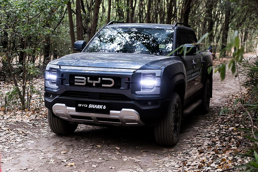 Bị ch&ecirc; xe qu&aacute; bồng bềnh, BYD phải "nhập gia t&ugrave;y tục" bằng hệ thống treo mới tinh chỉnh ri&ecirc;ng, kh&aacute;ch Việt c&oacute; được "chiều" tương tự?- Ảnh 3.