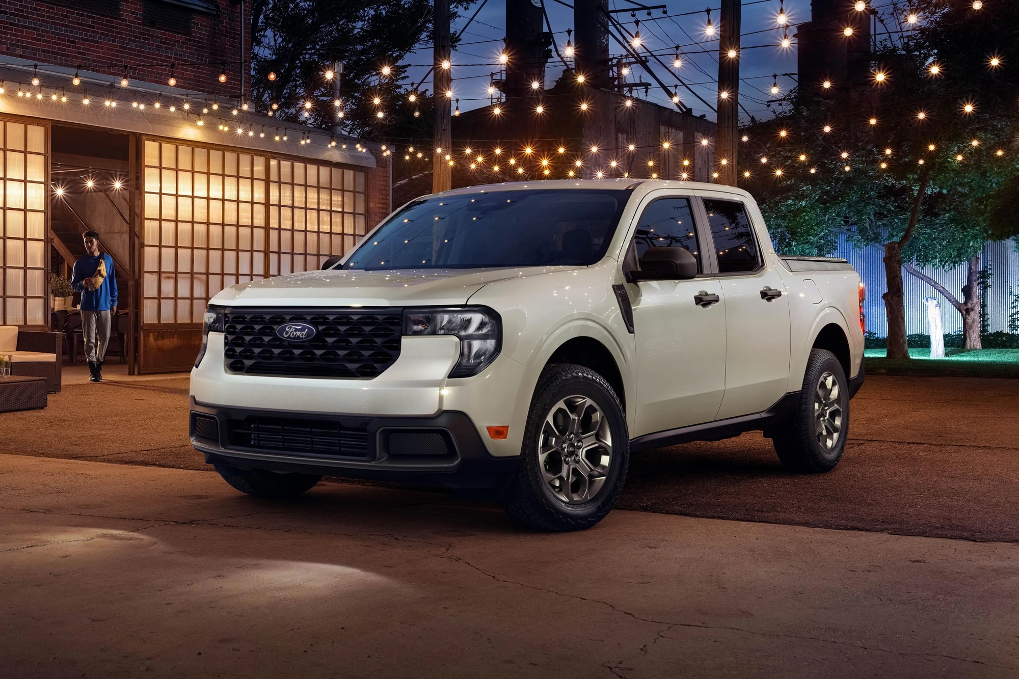 Ford sắp tung th&ecirc;m b&aacute;n tải gi&aacute; rẻ hơn cả Ranger v&agrave; Maverick: Bảng t&ecirc;n ho&agrave;n to&agrave;n mới, d&ugrave;ng m&aacute;y xăng dầu, ra mắt 2029- Ảnh 3.