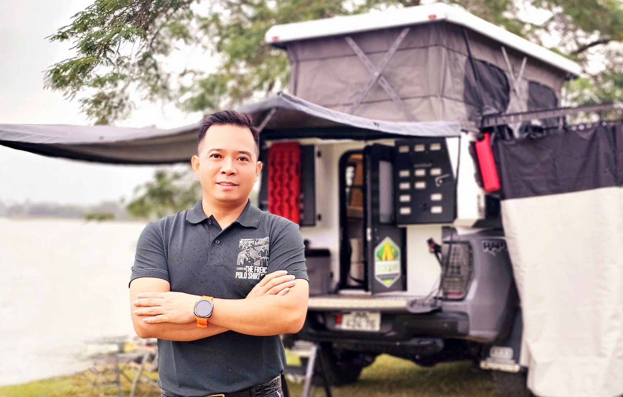 Gia đ&igrave;nh H&agrave; Nội bỏ cả tỷ l&agrave;m nh&agrave; di động từ xe Ford: &lsquo;Tốn một ch&uacute;t nhưng đi khắp Việt Nam m&agrave; vẫn v&aacute;c được cả nh&agrave; đi theo&rsquo;- Ảnh 1.