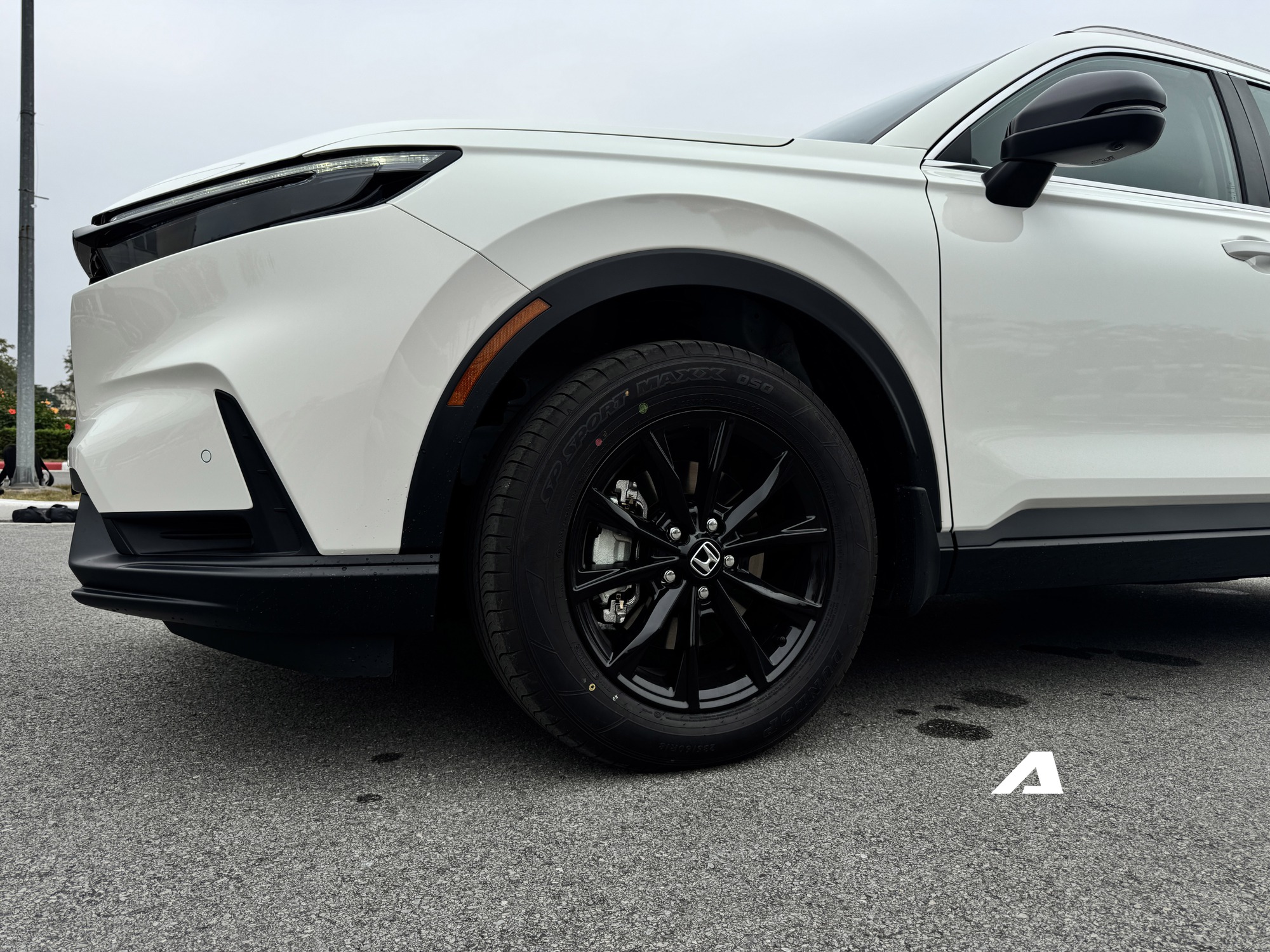 Chi tiết Honda CR-V e:HEV L tại Việt Nam: Có cần số nút bấm và 12 loa Bose nhưng thiếu cửa sổ trời, dễ ‘vừa miếng’ hơn bản RS- Ảnh 3. Chi tiết Honda CR-V e:HEV L tại Việt Nam: Có cần số nút bấm và 12 loa Bose nhưng thiếu cửa sổ trời, dễ ‘vừa miếng’ hơn bản RS- Ảnh 3.