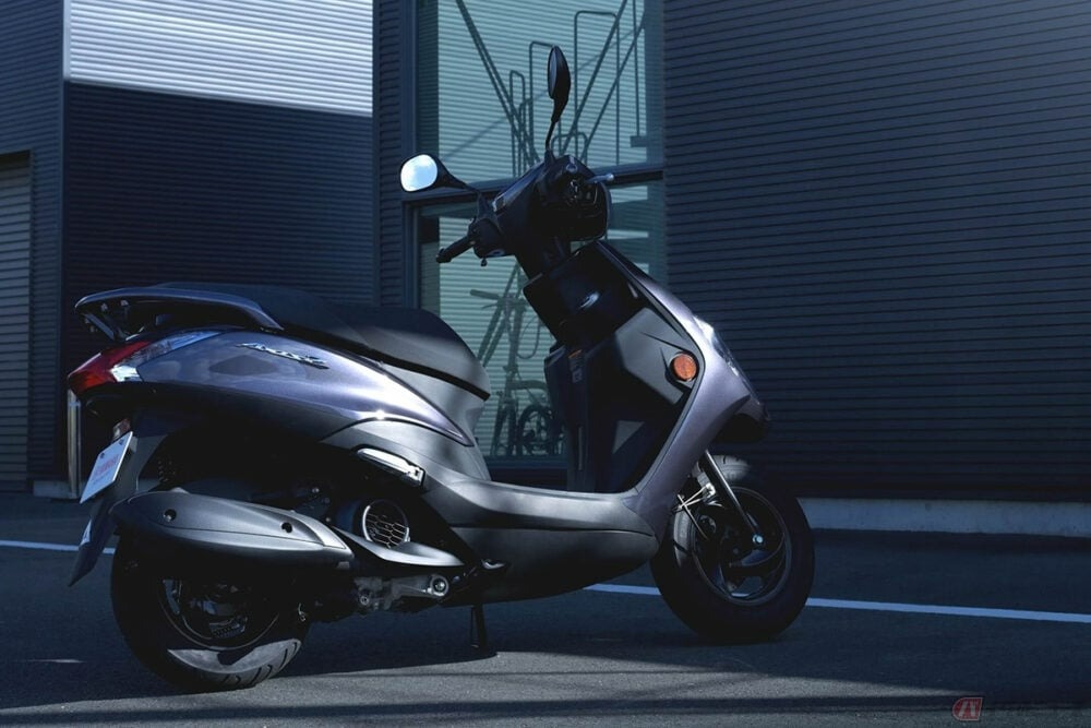 Lộ diện kẻ ngáng đường Honda Lead: Xe ga Yamaha siêu nhẹ 100kg, cốp "nuốt trọn" thế giới, đổ 1 lít xăng đi 52km!- Ảnh 5. Lộ diện kẻ ngáng đường Honda Lead: Xe ga Yamaha siêu nhẹ 100kg, cốp "nuốt trọn" thế giới, đổ 1 lít xăng đi 52km!- Ảnh 5.