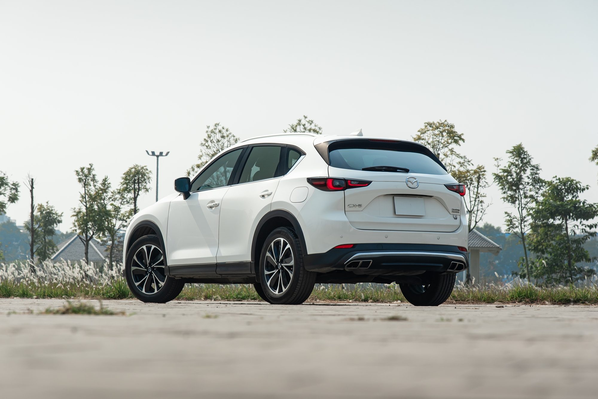 Giải mã nghịch lý Mazda CX-5: Vì sao món hời ‘cũ kỹ’ này vẫn đè bẹp đối thủ mới toanh?- Ảnh 13. Giải mã nghịch lý Mazda CX-5: Vì sao món hời ‘cũ kỹ’ này vẫn đè bẹp đối thủ mới toanh?- Ảnh 13.