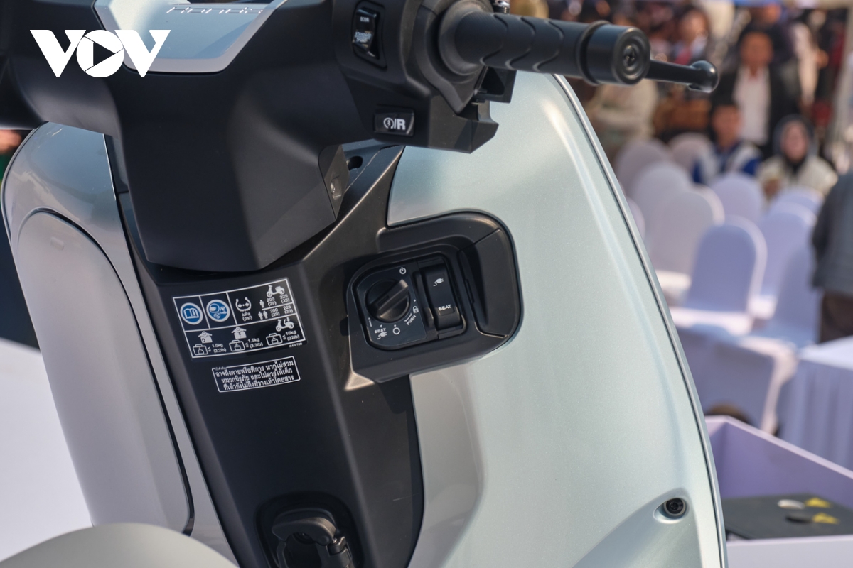 Cận cảnh Honda UC3 - xe m&aacute;y điện sắp b&aacute;n tại Việt Nam- Ảnh 8.