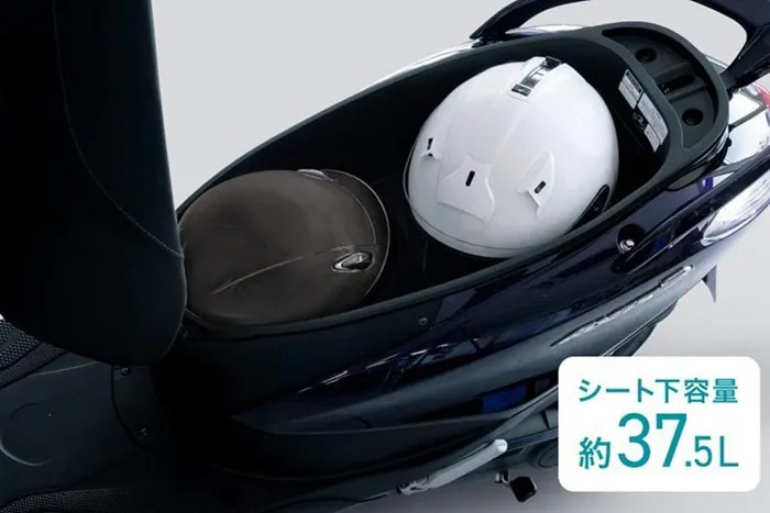 Lộ diện kẻ ngáng đường Honda Lead: Xe ga Yamaha siêu nhẹ 100kg, cốp "nuốt trọn" thế giới, đổ 1 lít xăng đi 52km!- Ảnh 3. Lộ diện kẻ ngáng đường Honda Lead: Xe ga Yamaha siêu nhẹ 100kg, cốp "nuốt trọn" thế giới, đổ 1 lít xăng đi 52km!- Ảnh 3.