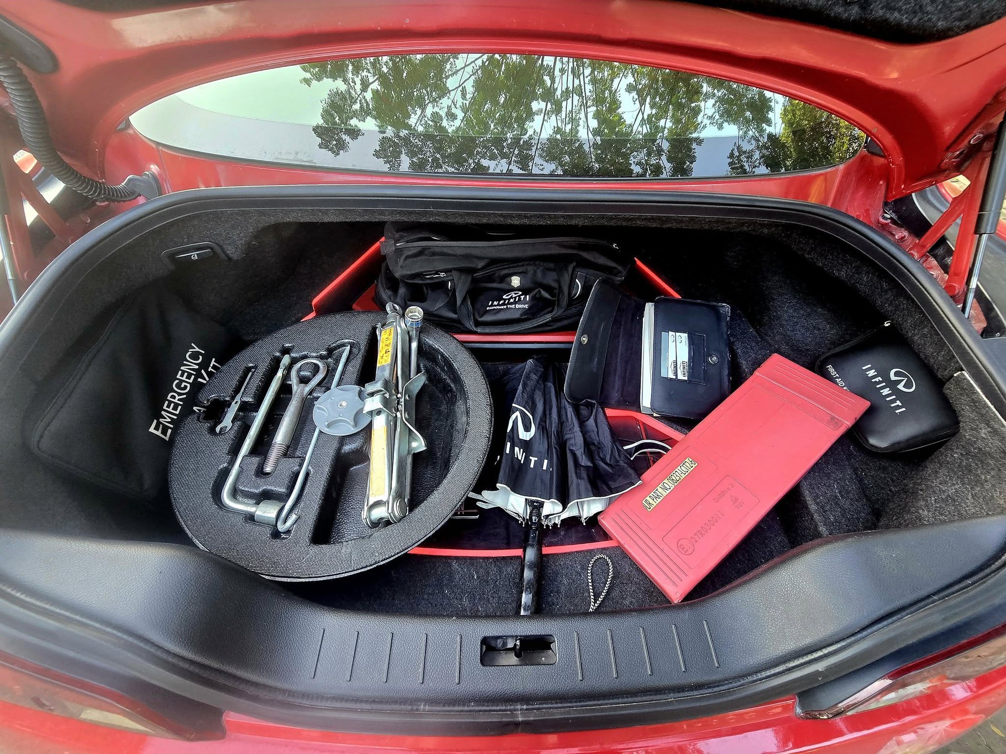 Hàng hiếm Infiniti G37S lên sàn giá 1,2 tỷ đồng: ODO chưa tới 8 vạn, độ dàn âm thanh 200 triệu, quyết tìm 'dân chơi' thay vì khách mua xe gia đình- Ảnh 4. Hàng hiếm Infiniti G37S lên sàn giá 1,2 tỷ đồng: ODO chưa tới 8 vạn, độ dàn âm thanh 200 triệu, quyết tìm 'dân chơi' thay vì khách mua xe gia đình- Ảnh 4.