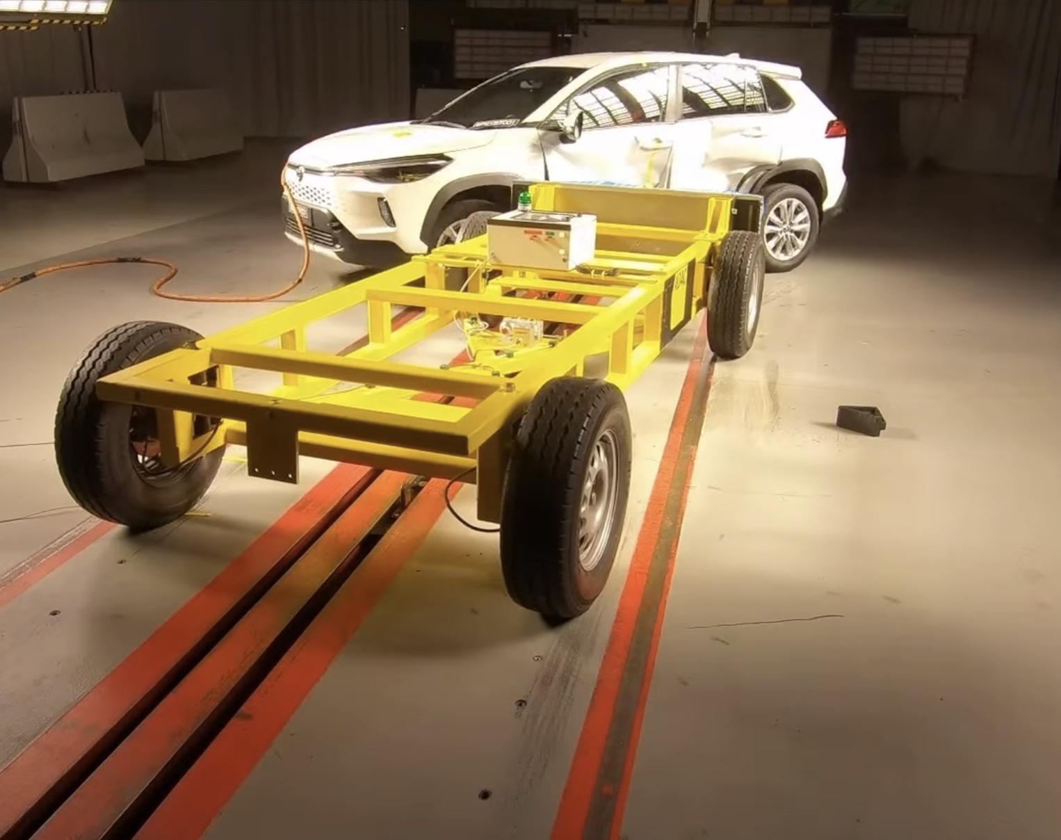 Toyota Corolla Cross chỉ đạt 2/5 sao an toàn tại thị trường này vì thiếu một trang bị an toàn cơ bản nhưng rất quan trọng- Ảnh 4. Toyota Corolla Cross chỉ đạt 2/5 sao an toàn tại thị trường này vì thiếu một trang bị an toàn cơ bản nhưng rất quan trọng- Ảnh 4.