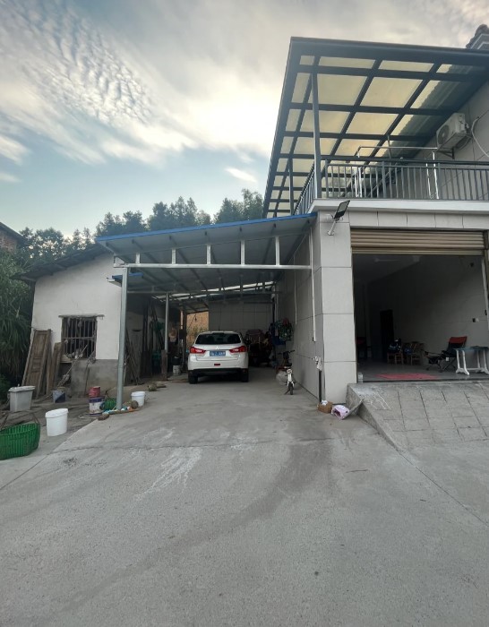 Mang 127 triệu tiền tiết kiệm mua v&agrave;ng mừng đầy th&aacute;ng ch&aacute;u, b&agrave; l&ecirc;n th&agrave;nh phố thấy chiếc &ocirc; t&ocirc; đậu ngo&agrave;i s&acirc;n, v&agrave;ng kh&ocirc;ng c&ograve;n- Ảnh 2.