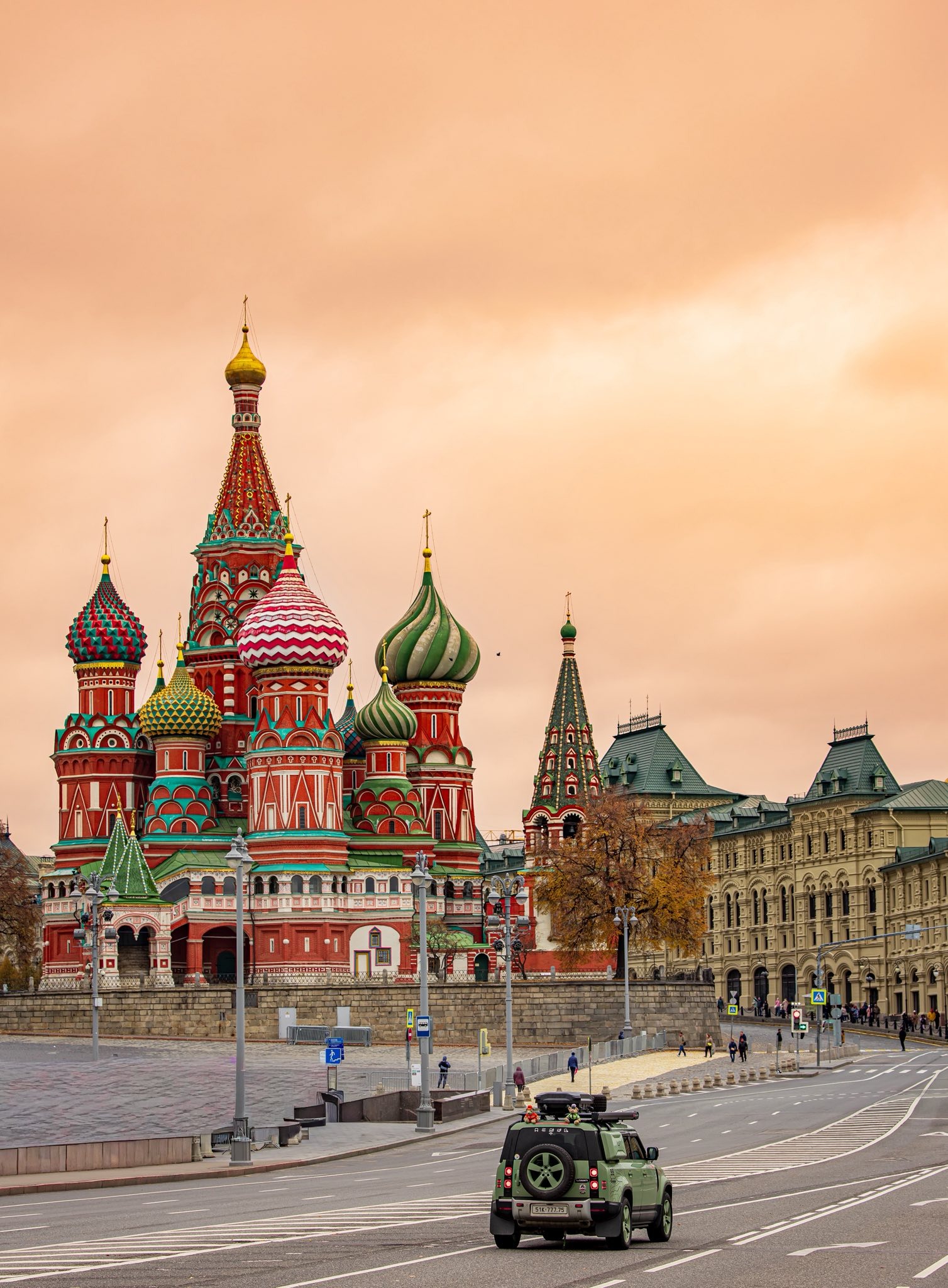 Defender biển Việt Nam và hành trình rong ruổi khắp châu Á: Gần 60.000km, hơn 150 ngày "đi bụi" để thấy thế giới không như lời đồn- Ảnh 6. Defender biển Việt Nam và hành trình rong ruổi khắp châu Á: Gần 60.000km, hơn 150 ngày "đi bụi" để thấy thế giới không như lời đồn- Ảnh 6.