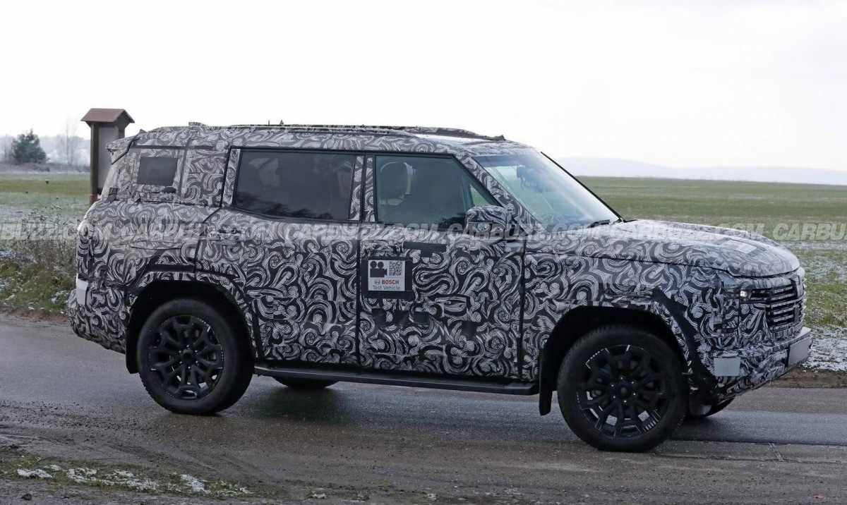 Mitsubishi Pajero 2026 dự kiến ra mắt ĐN&Aacute; cuối năm nay: Thiết kế như Destinator, t&ugrave;y chọn hybrid, l&aacute;i rảnh tay, gi&aacute; dự kiến quy đổi hơn 1 tỷ đồng- Ảnh 3.