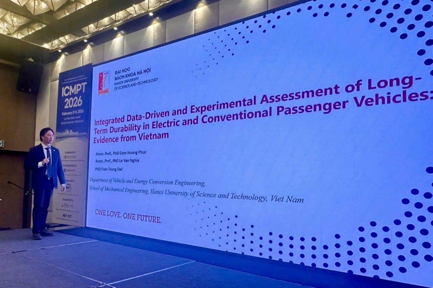 Nghi&ecirc;n cứu mới: Xe điện &ldquo;l&atilde;o h&oacute;a&rdquo; chậm hơn v&agrave; &ldquo;sống thọ&rdquo; hơn xe xăng- Ảnh 1.