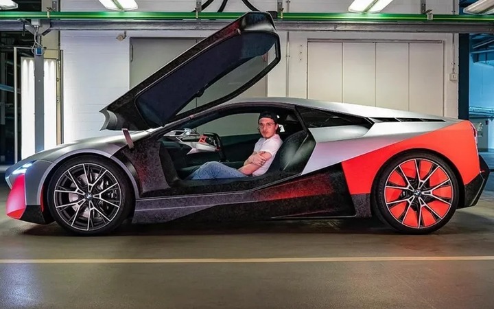 Bộ sưu tập xe hơi đắt gi&aacute; của Brooklyn Beckham- Ảnh 2.