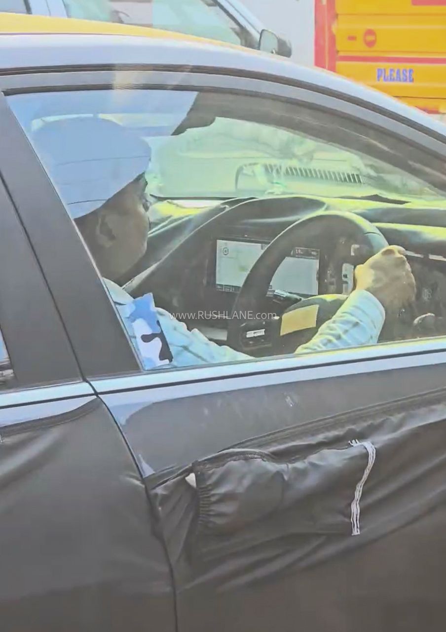 Hyundai Accent 2026 dễ ra mắt trong th&aacute;ng 3: Thiết kế mới, nội thất c&oacute; m&agrave;n h&igrave;nh cỡ lớn, v&ocirc; lăng mới- Ảnh 5.