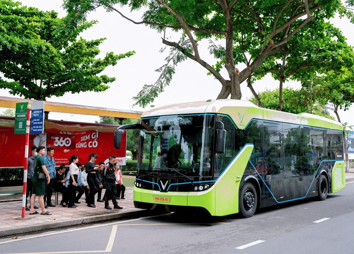 Cứ 200 xe điện tăng th&ecirc;m sẽ gi&uacute;p giảm 1,1% nồng độ kh&iacute; độc NO2- Ảnh 3.