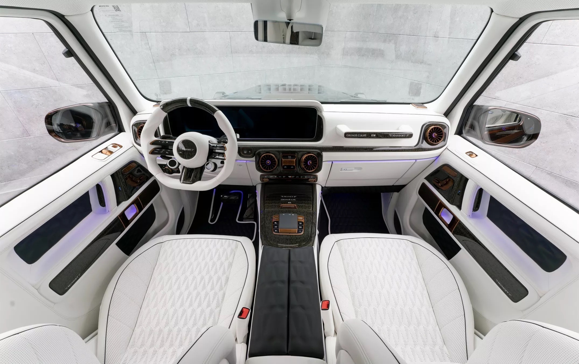 Chiếc Mercedes G-Class này chỉ có 0,0000001% dân số trên thế giới sở hữu được: Cửa mở ngược như Rolls-Royce, mạnh 900 mã lực- Ảnh 9. Chiếc Mercedes G-Class này chỉ có 0,0000001% dân số trên thế giới sở hữu được: Cửa mở ngược như Rolls-Royce, mạnh 900 mã lực- Ảnh 9.