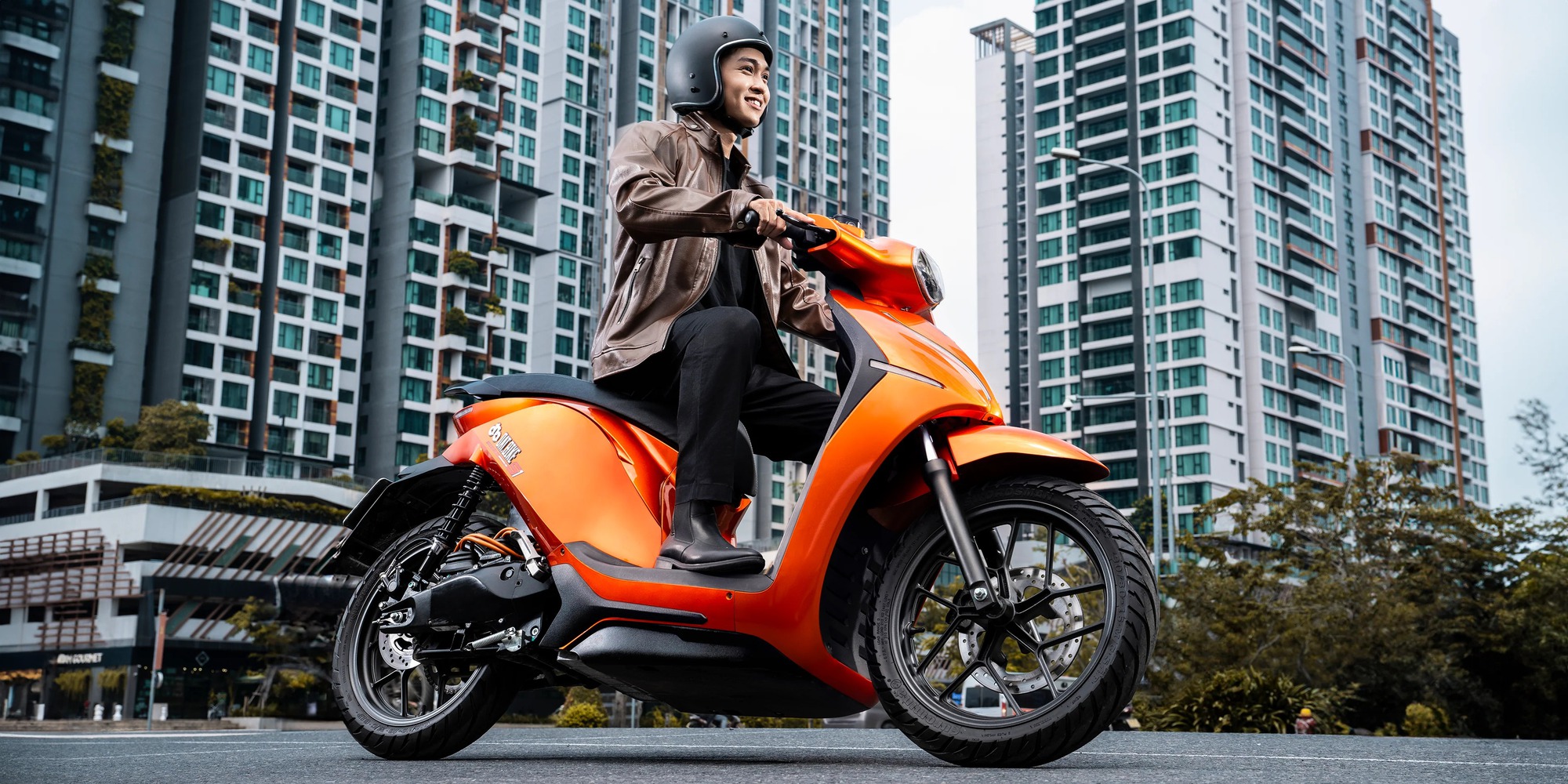 Th&iacute;ch tốc độ m&agrave; ngại xăng tăng gi&aacute; th&igrave; đ&acirc;y l&agrave; loạt xe m&aacute;y điện nhanh nhất Việt Nam: C&oacute; mẫu 'v&iacute;t' được tới 130km/h, gi&aacute; từ v&agrave;i chục đến cả trăm triệu đồng- Ảnh 2.