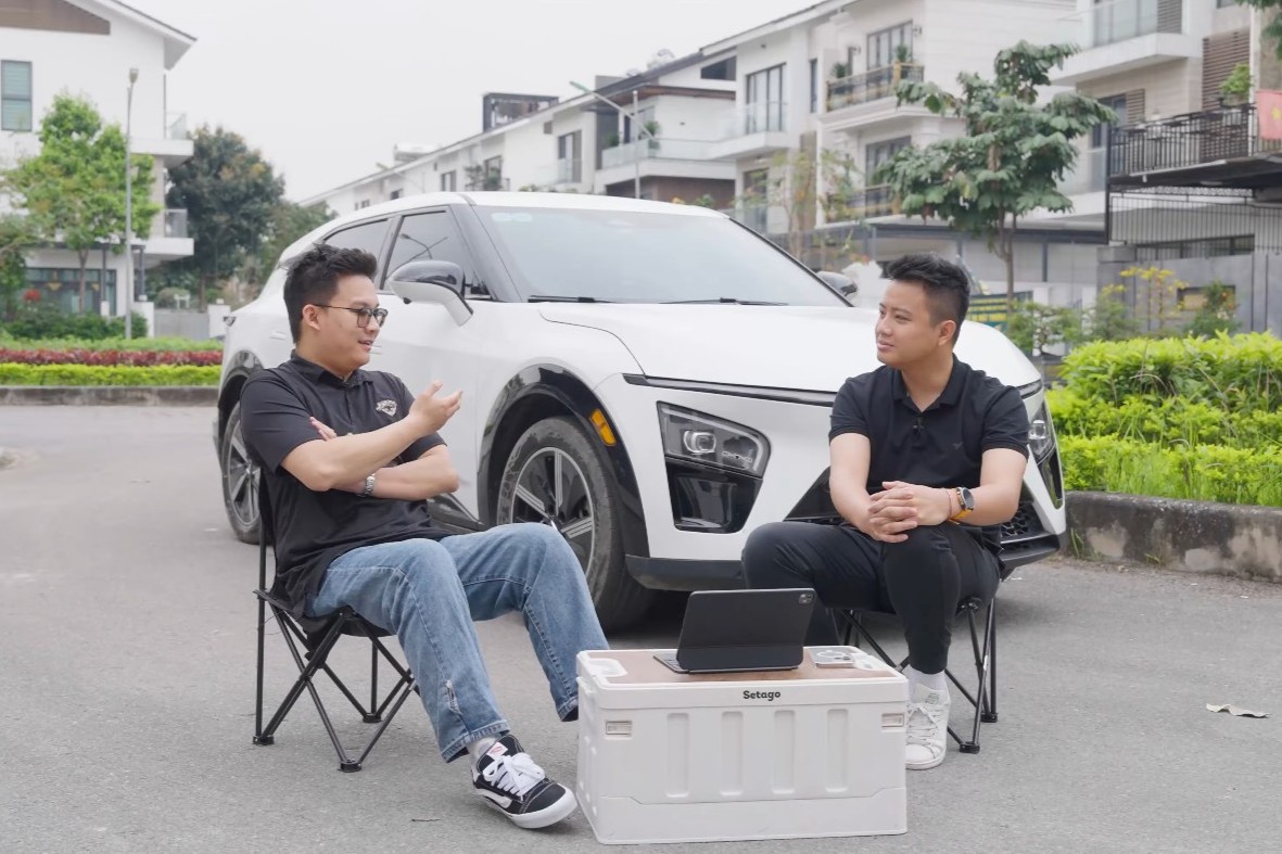 Chủ xe VinFast VF 7: Đừng mua xe điện nếu chưa đi xe xăng- Ảnh 1.