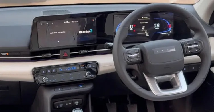 Soi chi tiết Hyundai Accent mới ra mắt: C&oacute; ghế chủ tịch, giữ l&agrave;n như xe sang, sẵn s&agrave;ng khiến Vios v&agrave; City 'to&aacute;t mồ h&ocirc;i'- Ảnh 3.