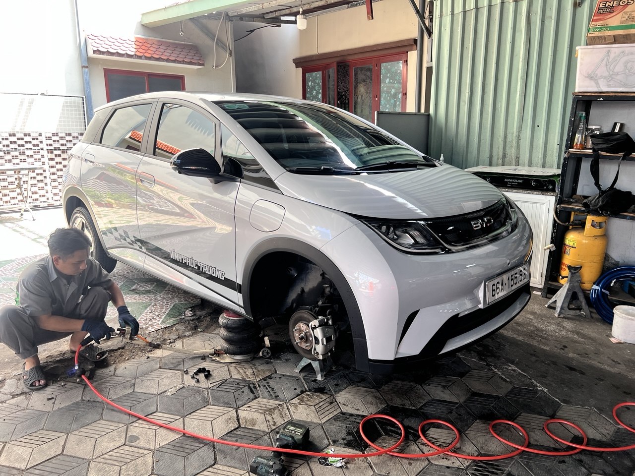 Mua xe dễ, nu&ocirc;i xe kh&oacute;: Đ&acirc;y l&agrave; b&oacute;c t&aacute;ch t&agrave;i ch&iacute;nh nhiều người chưa lường tới- Ảnh 2.